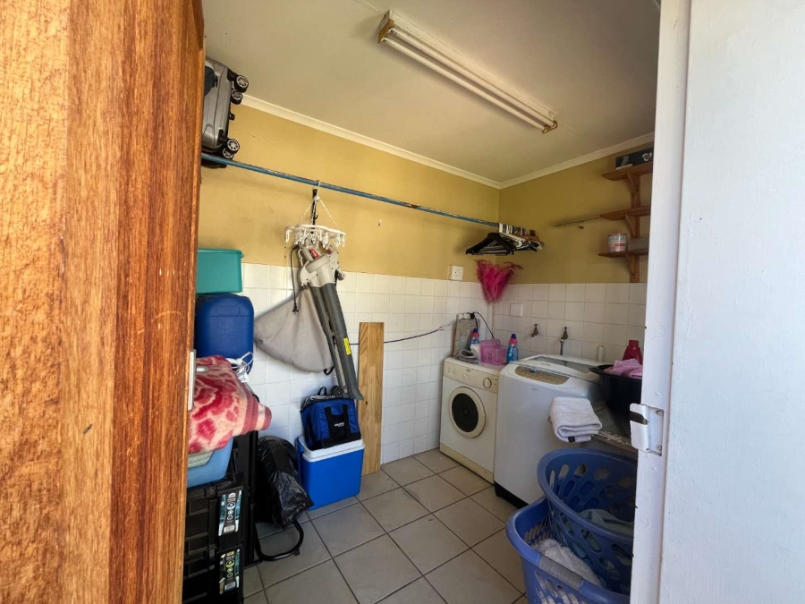 4 Bedroom Property for Sale in Middelpos Northern Cape